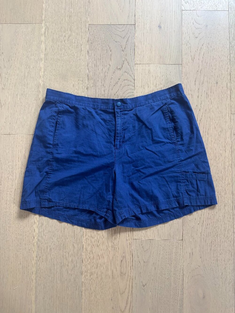 Columbia Sporty Shorts